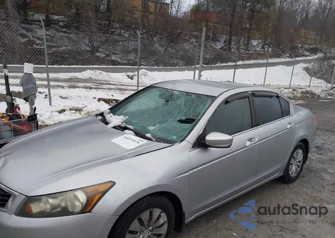 2010 Honda Accord 2.4 Lx из США, поврежденный, VIN 1HGCP2F32AA033262